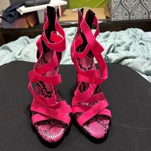 Jessica Simpson hot pink snakeskin heels. Size 9. Brand new, never worn.